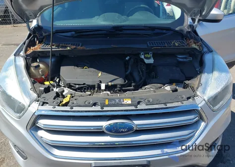 2017 Ford Escape Se из США, поврежденный, VIN 1FMCU0GD4HUD54310